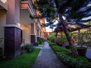 Yulia Beach Inn Kuta