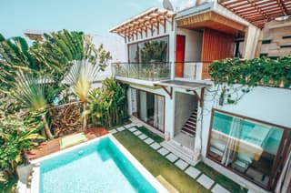 Nazeki Villa
