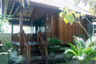Queen Villa
