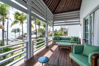 Ulu Cliffhouse - Adult Only