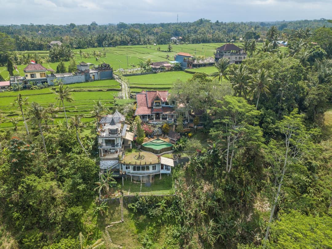 Tirta Asri Ubud Villa — photo 1 of 77