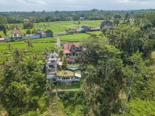 Tirta Asri Ubud Villa