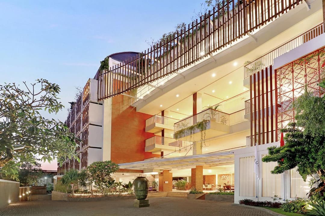 FOX Hotel Jimbaran Beach Bali — photo 1 of 75