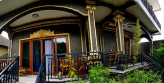 Amed Romance House