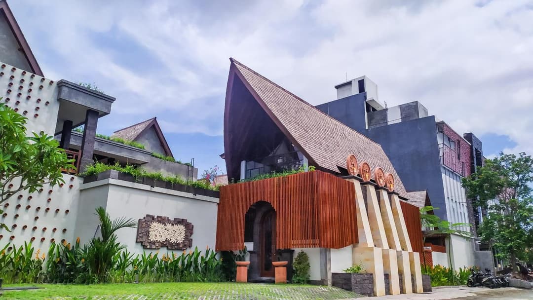 Kusuma Living and Villa Seminyak — photo 1 of 1