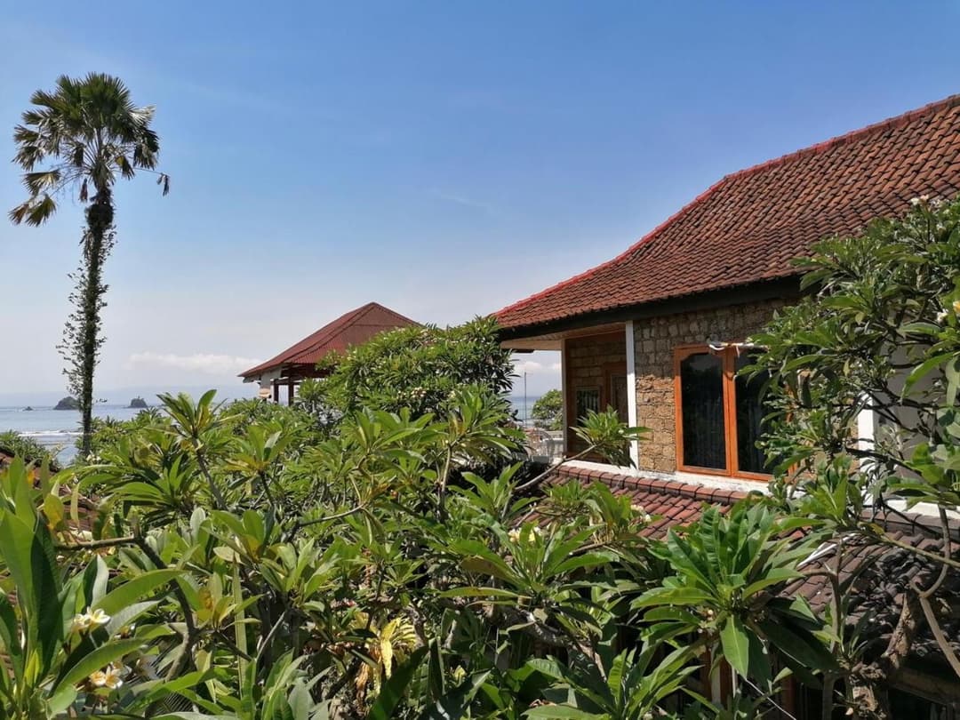 Puri Oka Beach Bungalows — photo 1 of 139
