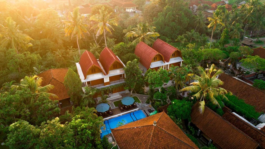 Gunung Merta Bungalows — photo 1 of 45
