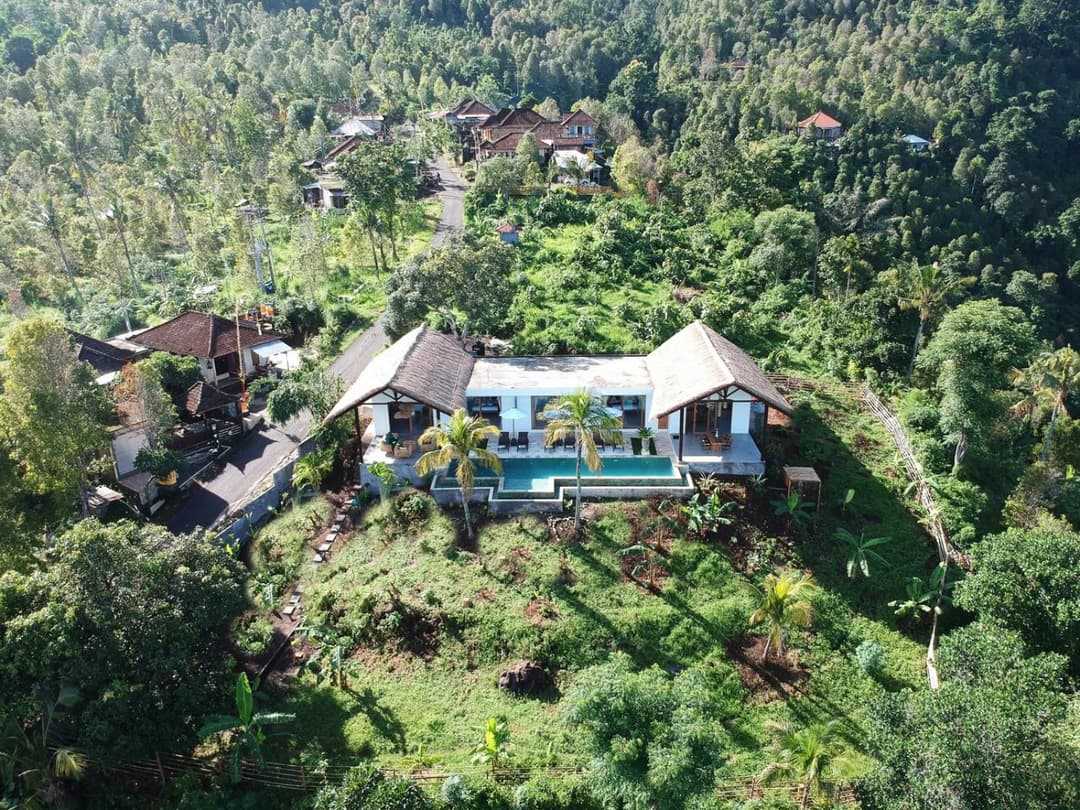 Bali Mimpi luxurious villa with great ocean views! — photo 1 of 31
