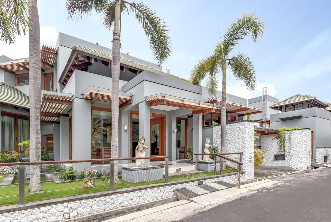 Hening Jimbaran — photo 1 of 30