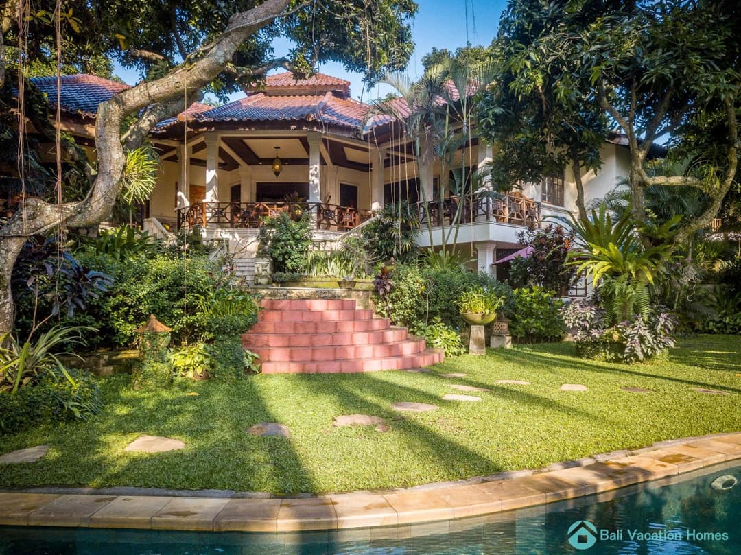 Wonderful luxury hideaway surrounded by nature! — photo 1 of 57