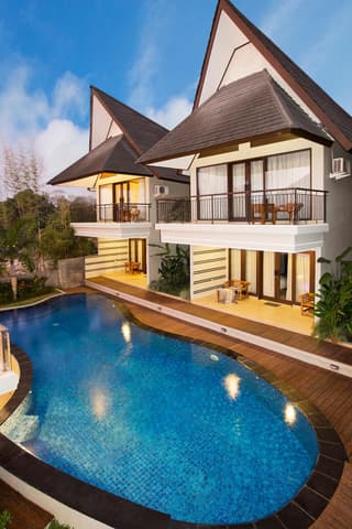 Flamingo Dewata Suite