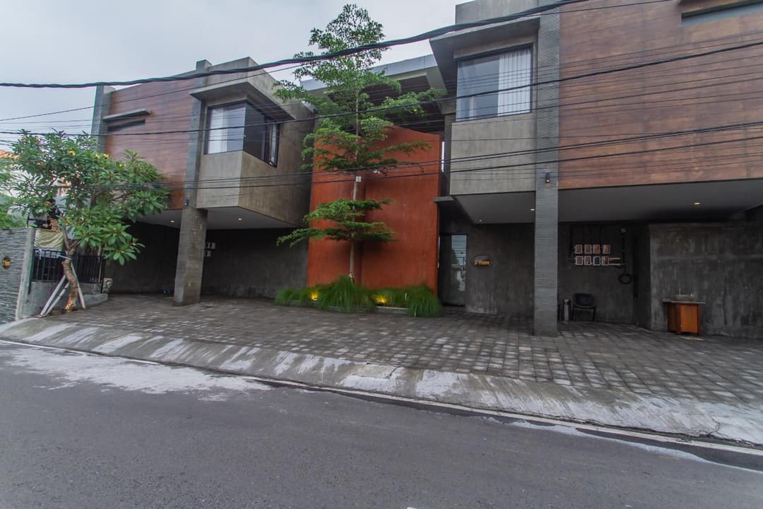 D Home Seminyak — photo 1 of 1