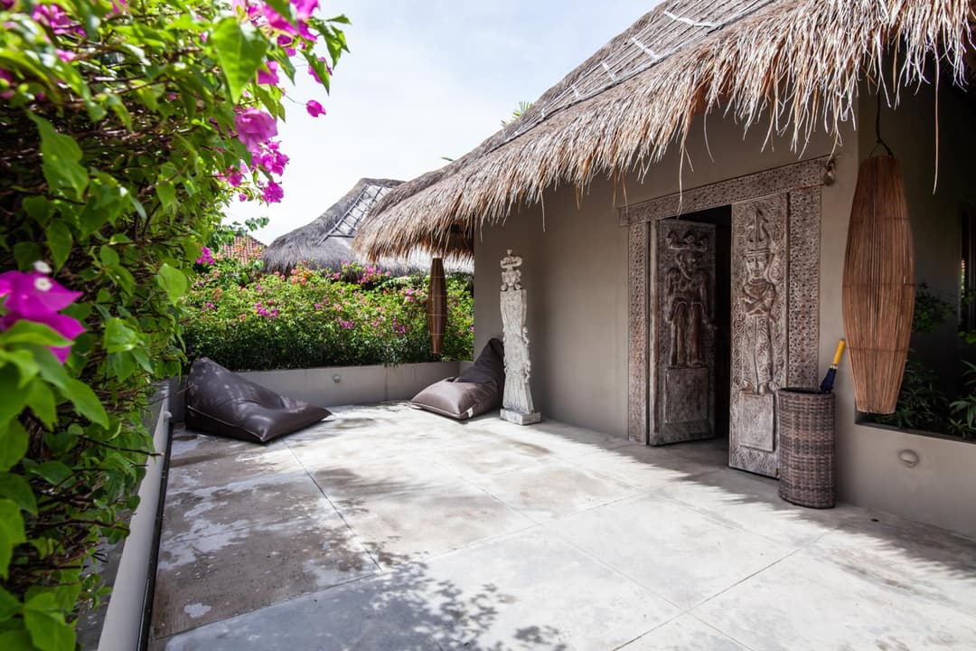 Blue Karma Dijiwa Seminyak — photo 1 of 81