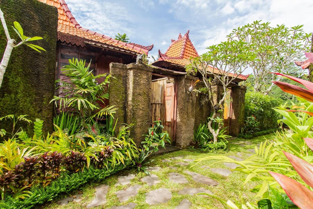 Tirta Jenar Villas — photo 1 of 25