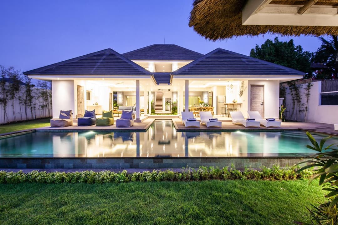 Villa Matahari Munggu 5BR — photo 1 of 1