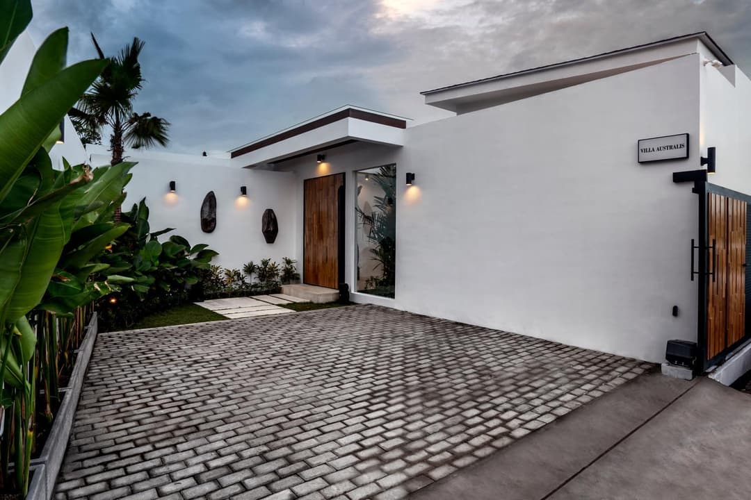Villa Australis — photo 1 of 48