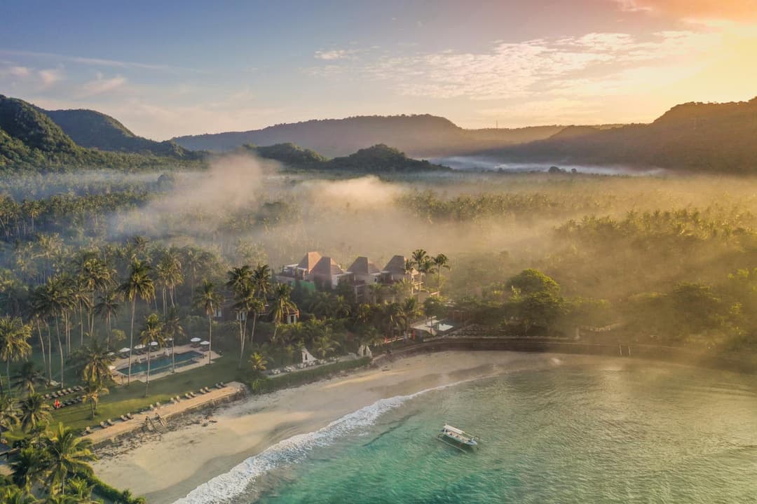 Candi Beach Resort & Spa — photo 1 of 74