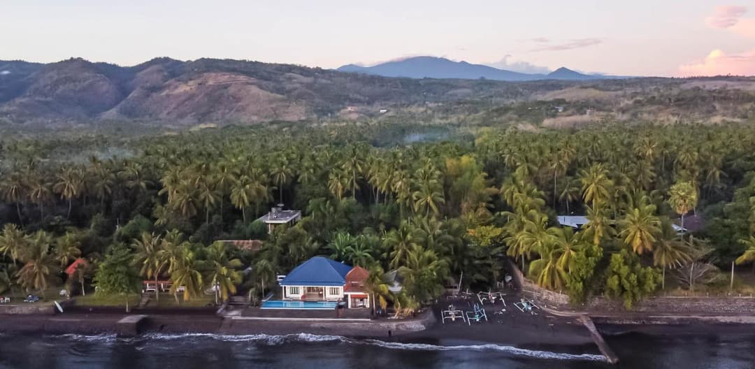 Air Sanih Beach Villa — photo 1 of 1