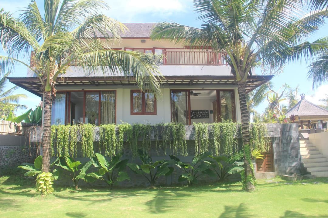 Beach Villa Balian — photo 1 of 50