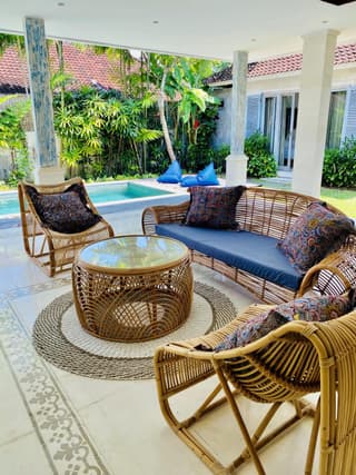 Villa Biru - 500m Batubelig beach