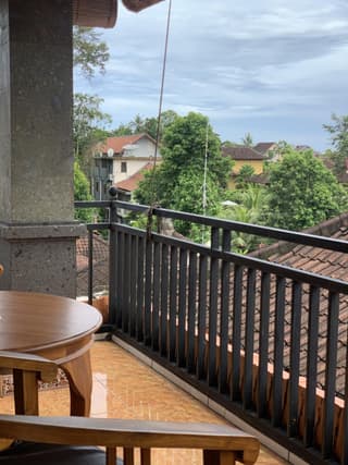 Tude's Family Homestay