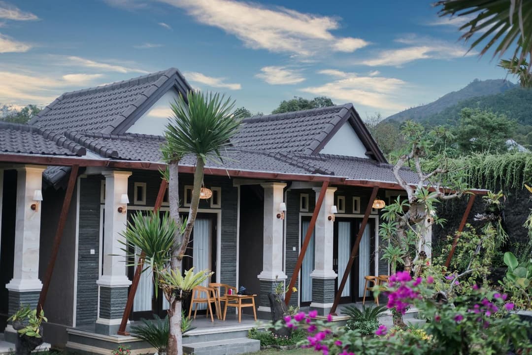 The Lava Bali Villa and Hot Spring — photo 1 of 108