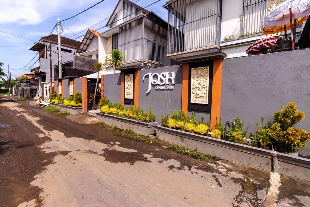 Josh Guest House — photo 1 of 91