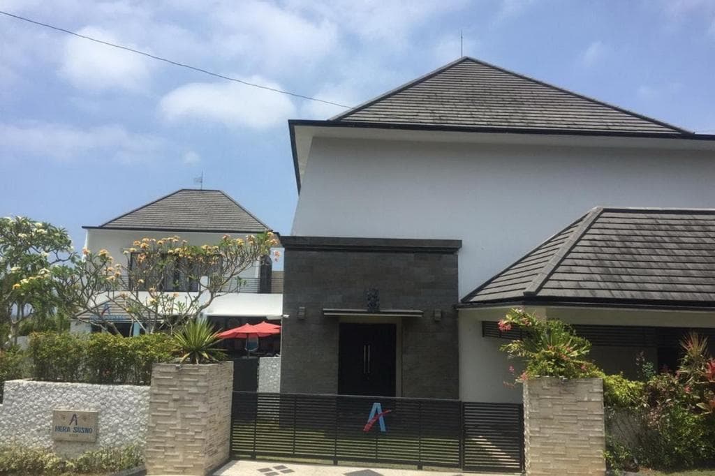 Aldeoz Villa Nusa Dua — photo 1 of 15