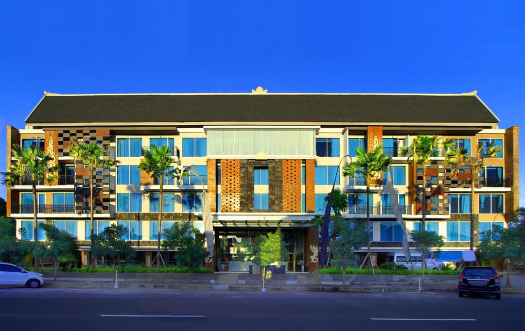 Sovereign Bali Hotel — photo 1 of 68