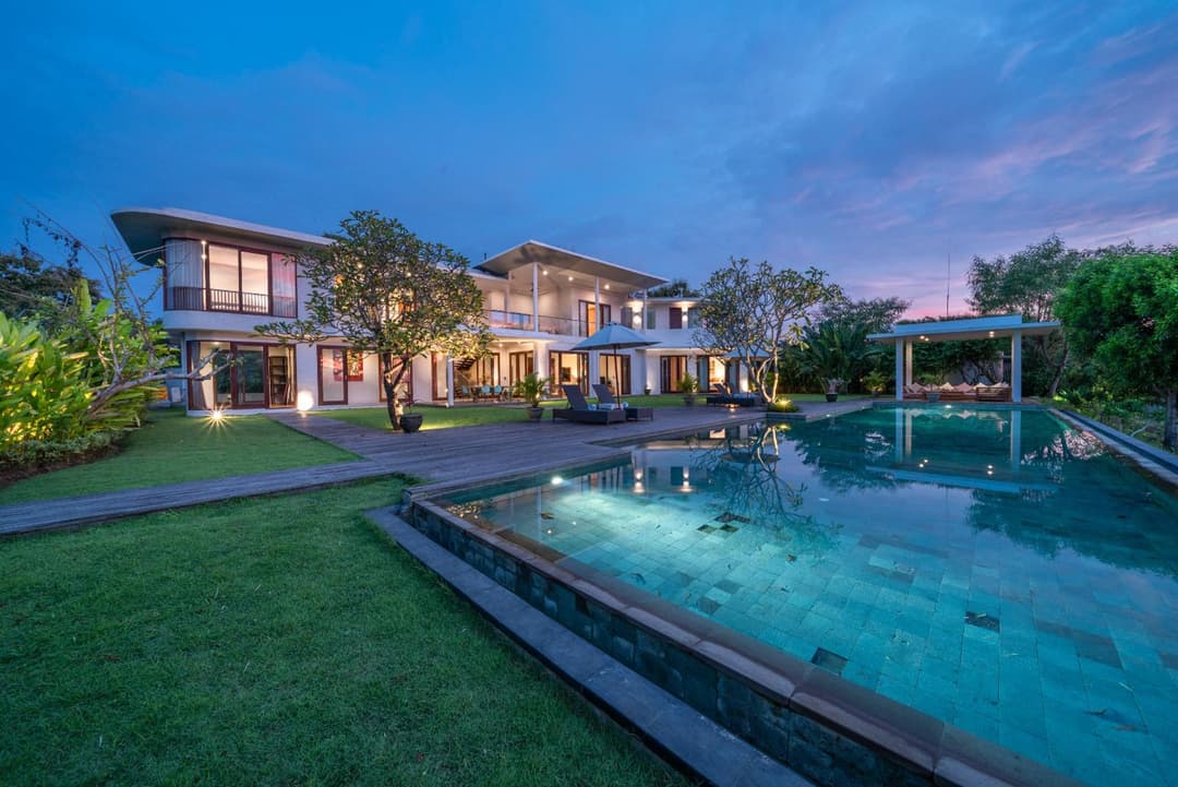 Villa Balangan Sunset - Amazing 4 bdr villa in Balangan with OCEAN VIEW — photo 1 of 71