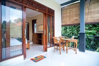 Shindu Homestay Room 9