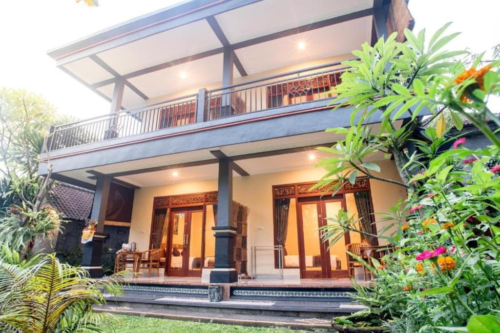 Shindu Homestay Room 6 — photo 1 of 1