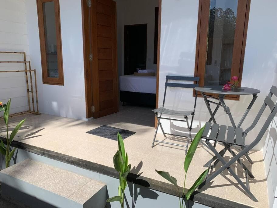 3 Monkeys Lembongan Studio apartments gym recovery centre — photo 1 of 1