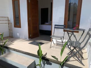3 Monkeys Lembongan Studio apartments gym recovery centre