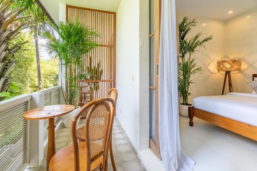 White Goose Boutique Hotel — photo 1 of 36