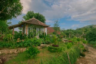 kaje cottage & restaurant