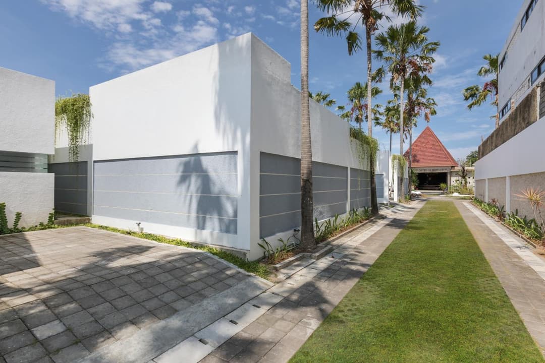 Fenosa Seminyak Villas — photo 1 of 1