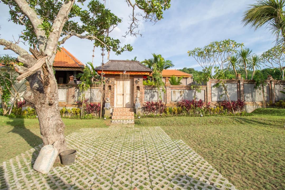 Kubu Nyang Nyang Uluwatu by Bukit Vista — photo 1 of 1