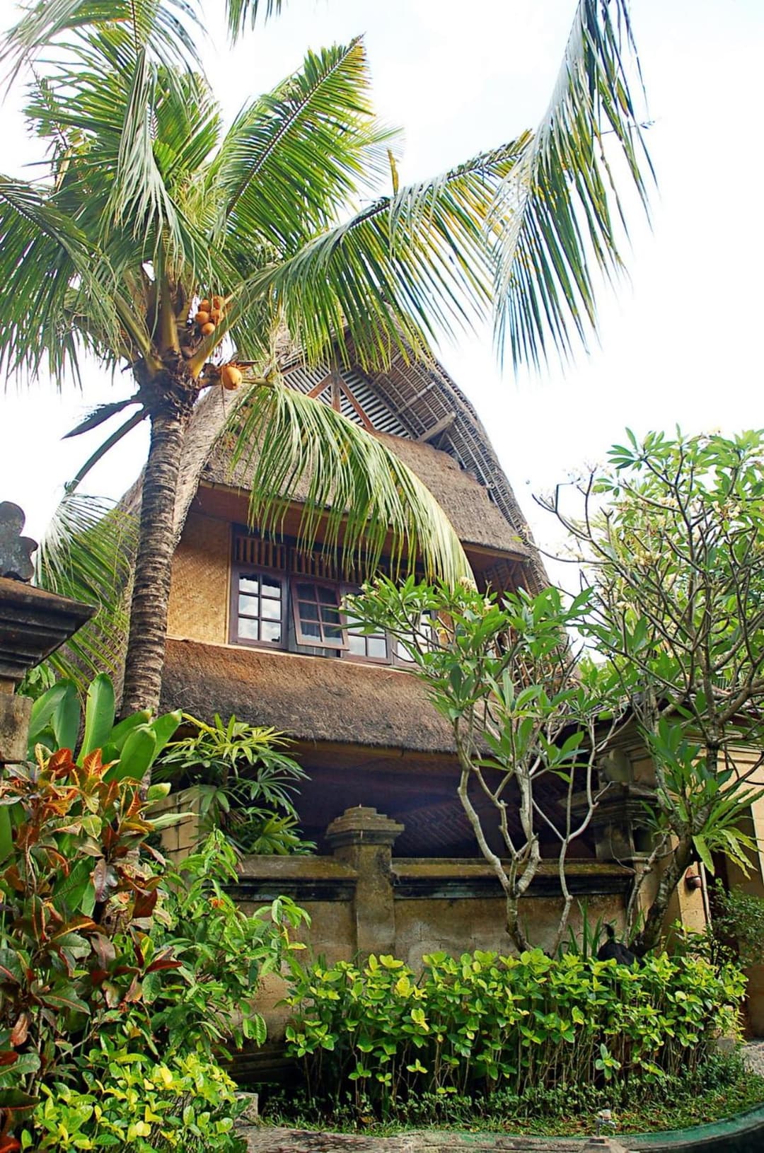 Puri Dewa Bharata Hotel & Villas — photo 1 of 78
