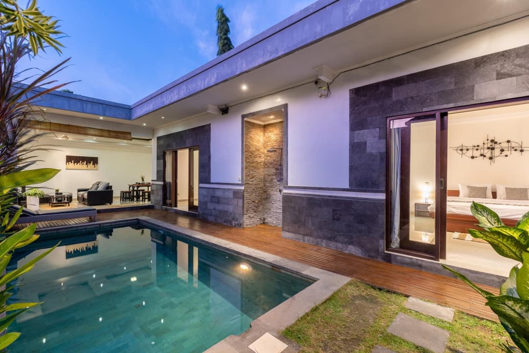 Villa Estella ☆ Seminyak Kuta - Private Pool — photo 1 of 30