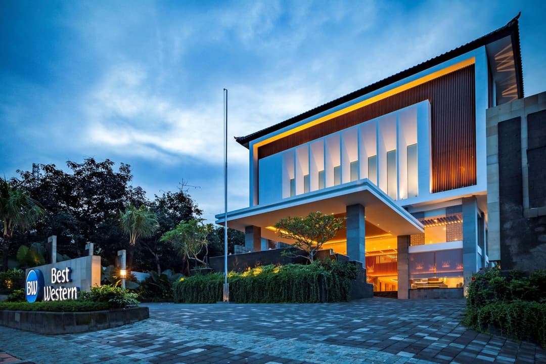 Best Western Kamala Jimbaran — photo 1 of 100