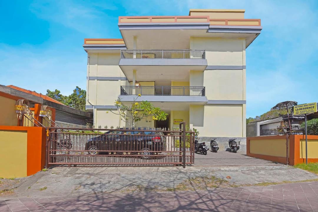 OYO Life 90675 Ld Residence — photo 1 of 27