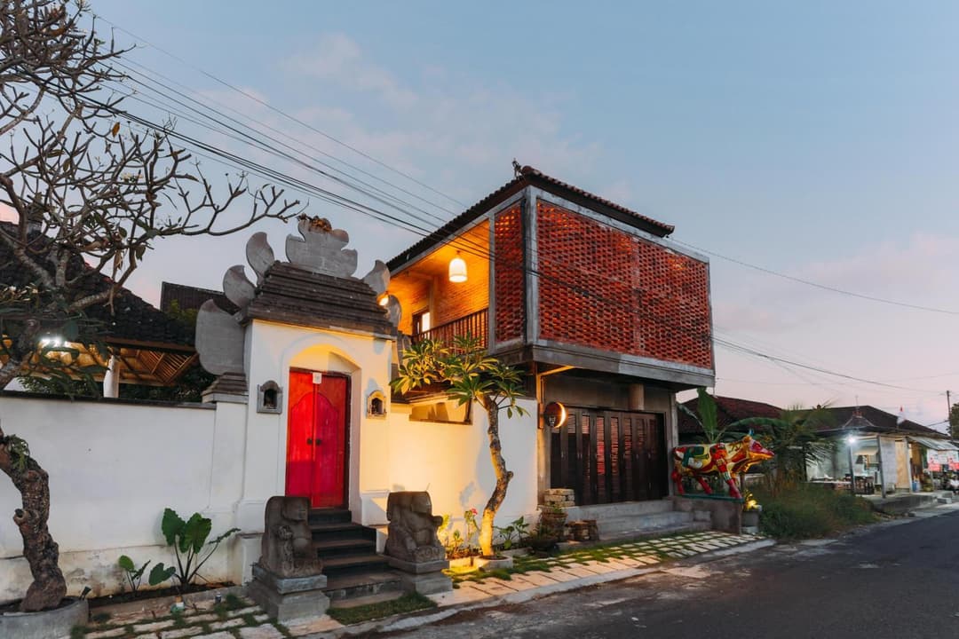 Rumah Paros & Gallery — photo 1 of 1