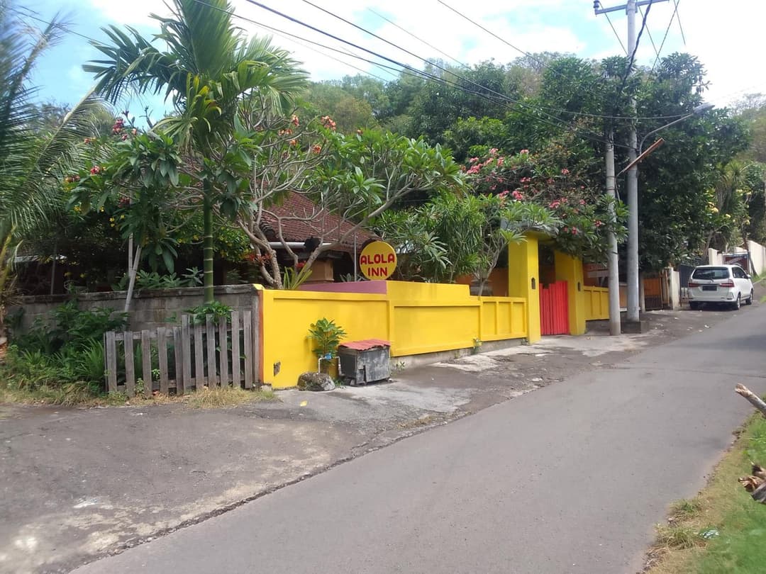 Alola inn — photo 1 of 1