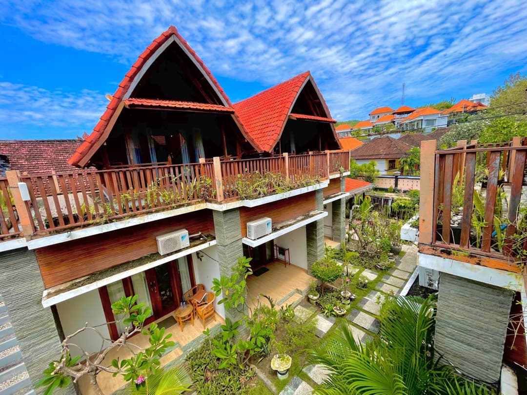Ayu Laba Beach Villa and Resto — photo 1 of 29