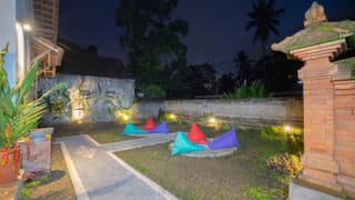 Aura Dormitory House Ubud