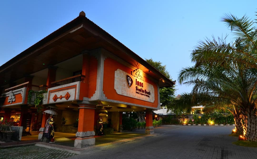 Inna Sindhu Beach Hotel & Resort — photo 1 of 63