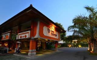 Inna Sindhu Beach Hotel & Resort