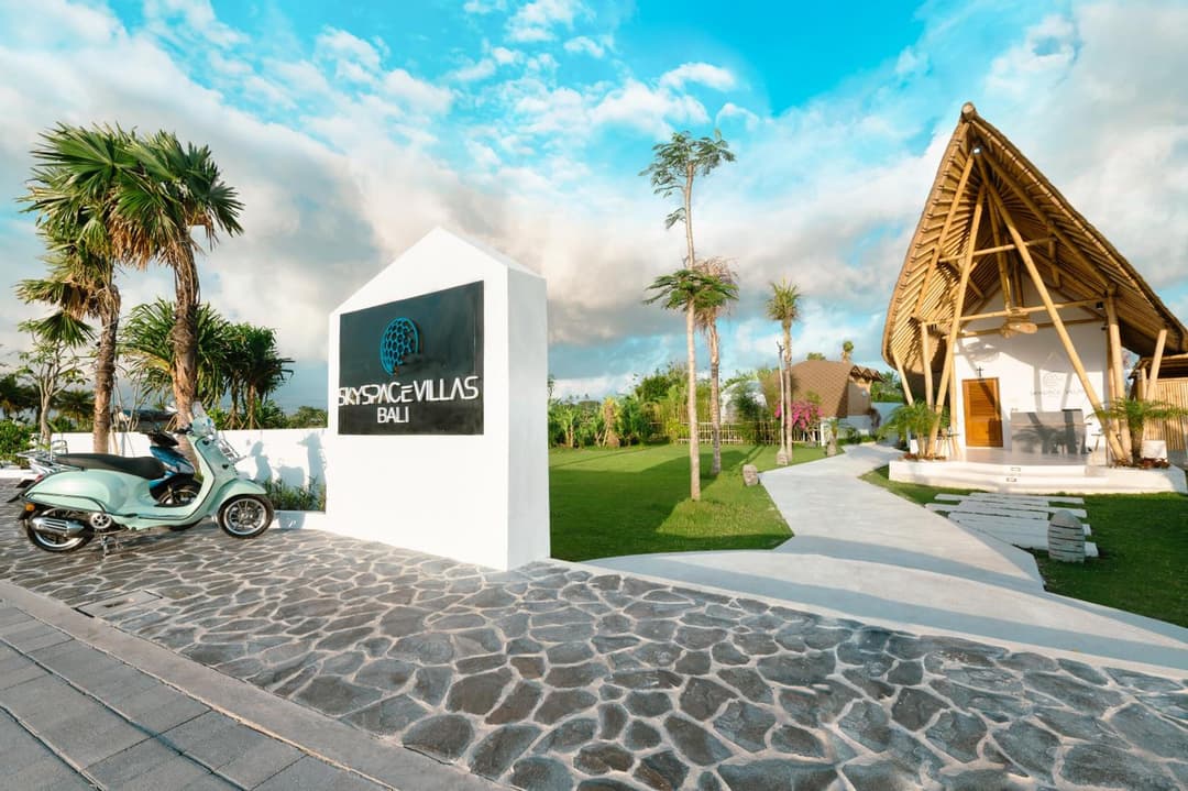 Skyspace Villas Bali — photo 1 of 63