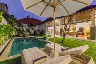 Charming 3 Bedrooms Villa Beach Walking Distance